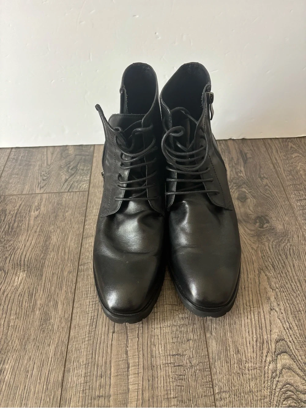 Chamaripa height increasing elevatorBlack Leather Lace-Up Ankle Boots sz 40